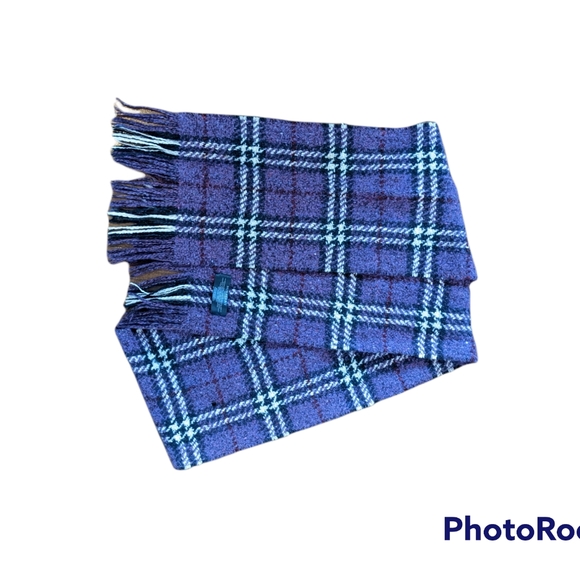 Burberry wool scarf - Picture 2 of 3